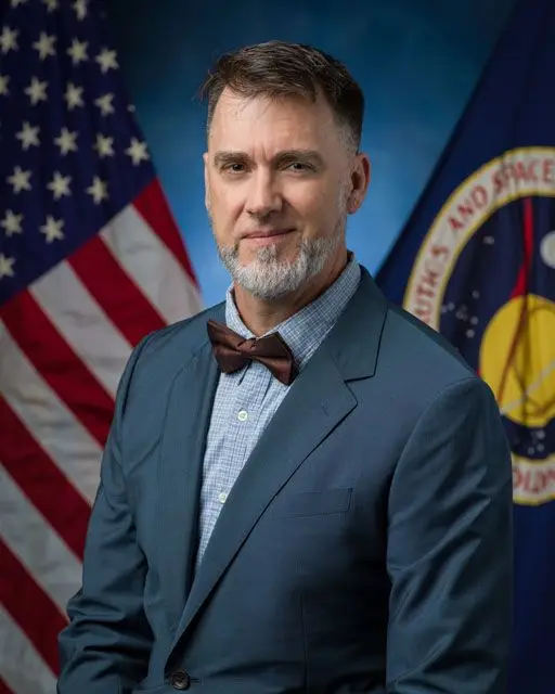 Steven C. Smith: NASA Education Specialist