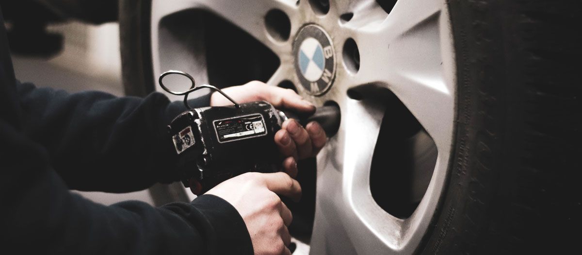 BMW Service-Who Should Work On Your Car?
